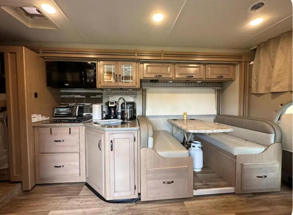 Private Cozy R/V , For Your Enjoyment Tamiami Luaran gambar