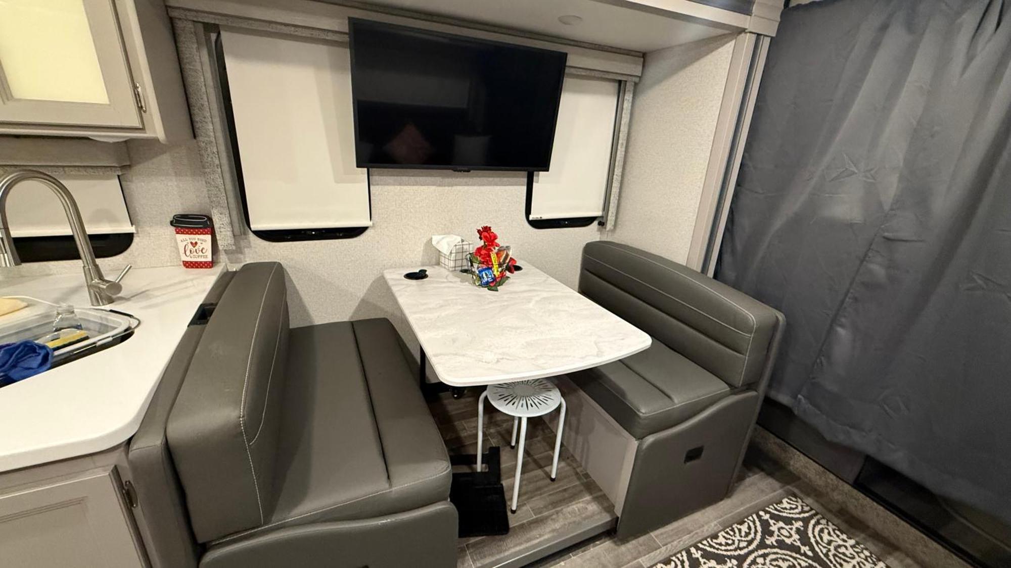 Private Cozy R/V , For Your Enjoyment Tamiami Luaran gambar